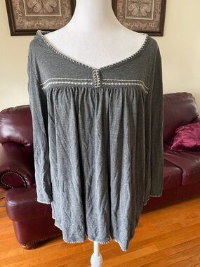 GAP Gray Boho Peasant Tunic Y2K Inspired Vampire Diaries Aesthetic Top